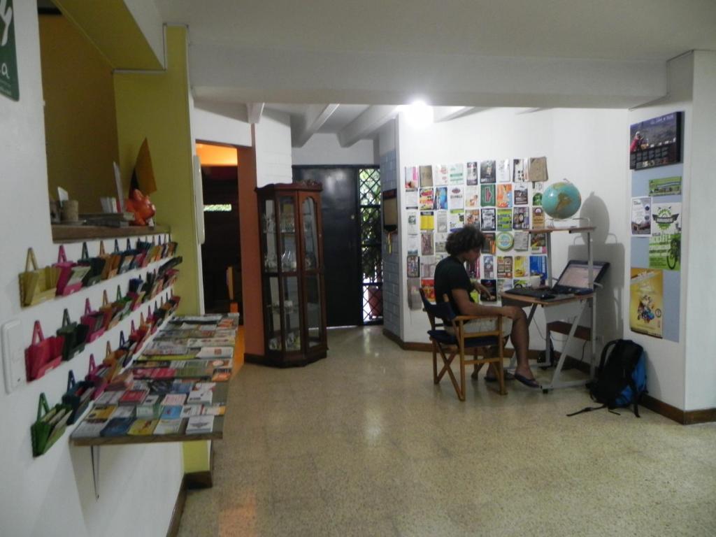Hostal Tamarindo Itagüí Buitenkant foto